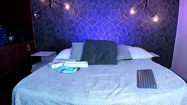 Thalynn angels online show from 14, 11, 2025