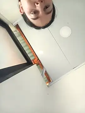 Camila-Valverde online show from 17, 1, 2026