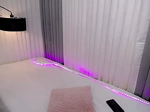 Snapshot of Xhugejerkingtrans chatting on 4, 12, 2025 Xhugejerkingtrans online show from 4, 12, 2025