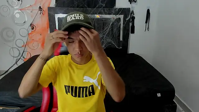 Snapshot of Maximiliano_Khalil chatting on 1, 11, 2025 Maximiliano Khalil online show from 1, 11, 2025