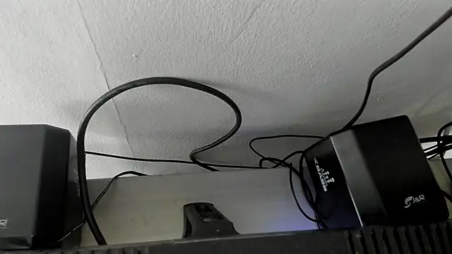 Snapshot of Maximiliano_Khalil chatting on 3, 11, 2025 Maximiliano Khalil online show from 3, 11, 2025