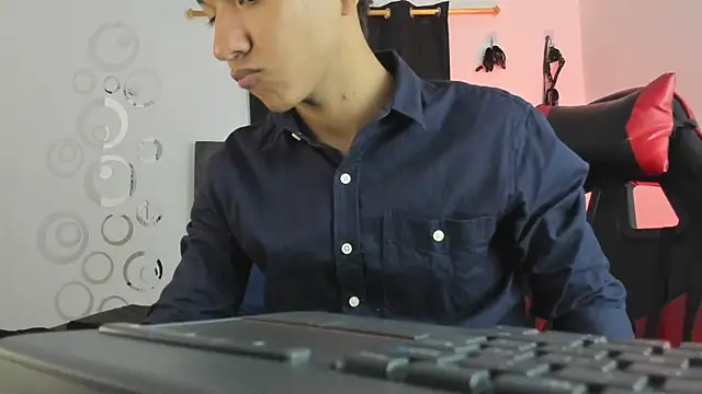 Snapshot of Maximiliano_Khalil chatting on 26, 11, 2025 Maximiliano Khalil online show from 26, 11, 2025