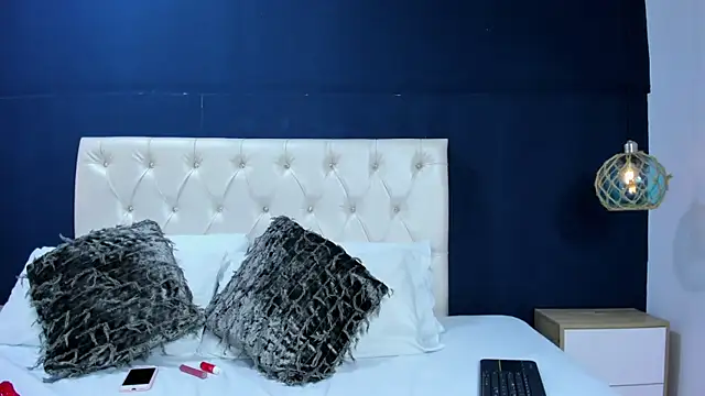 Kim Luna1 online show from 8, 11, 2025