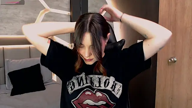 DakotaRussell  online show from 21, 12, 2025