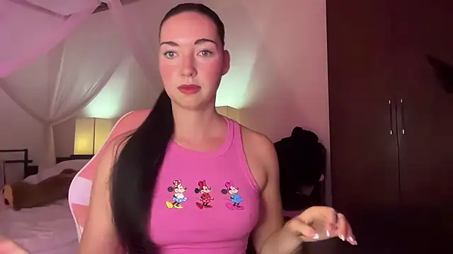 Snapshot of Bae_Belle chatting on 26, 11, 2025 Bae Belle online show from 26, 11, 2025