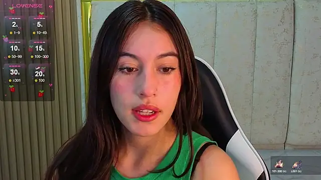 Snapshot of Nikka_Tx chatting on 14, 12, 2025 Nikka Tx online show from 14, 12, 2025