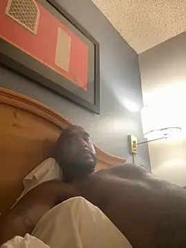 Snapshot of bigblackcock101 chatting on 30, 10, 2025 bigblackcock101 online show from 30, 10, 2025