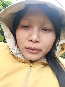 yoyo-mi online show from 1, 12, 2025