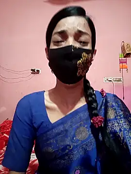 Green LaDY66 online show from 7, 4, 2026