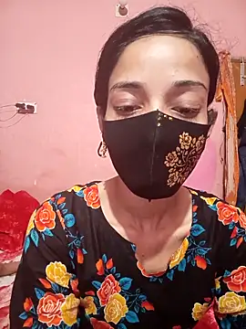 Green LaDY66 online show from 7, 4, 2026