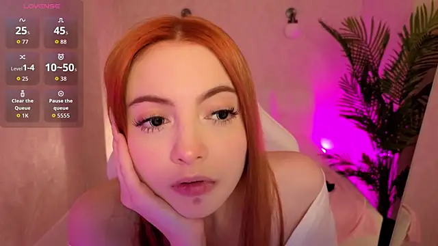 Daniela Saules online show from 19, 12, 2025