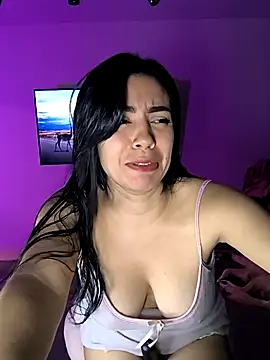 Sara-215 online show from 5, 12, 2025