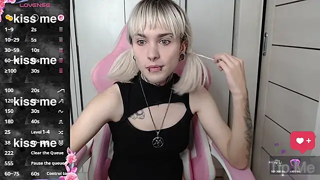 ElixabetANG online show from 10, 11, 2025