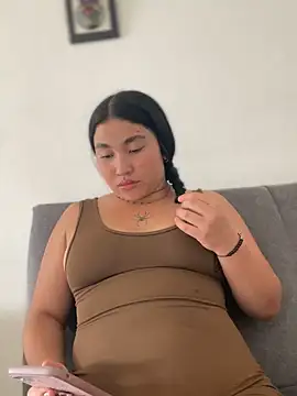 Snapshot of Vickybon chatting on 5, 11, 2025 Vickybon online show from 5, 11, 2025