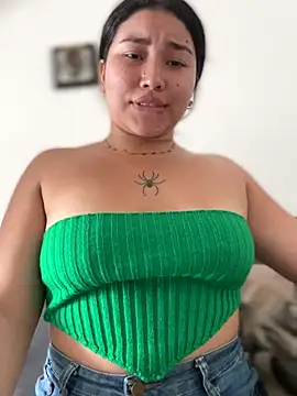 Snapshot of Vickybon chatting on 13, 11, 2025 Vickybon online show from 13, 11, 2025