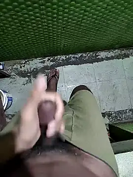 Snapshot of khajamah25 chatting on 29, 10, 2025 khajamah25 online show from 29, 10, 2025