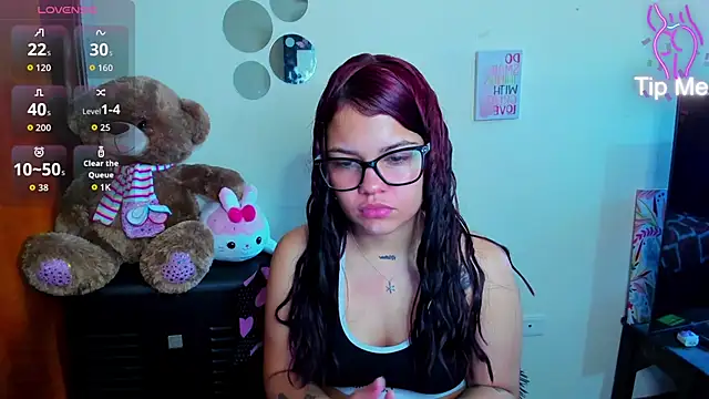 Emma boo online show from 4, 3, 2026