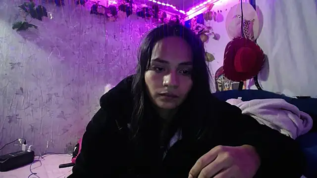 Snapshot of Samara_Homescapes chatting on 8, 11, 2025 Samara Homescapes online show from 8, 11, 2025