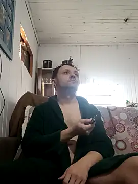 Snapshot of mayhenthisway chatting on 30, 10, 2025 mayhenthisway online show from 30, 10, 2025