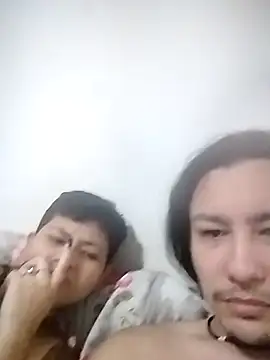 Snapshot of Iasmimbuttercup chatting on 6, 11, 2025 Iasmimbuttercup online show from 6, 11, 2025