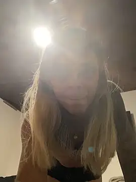 sabrinaneves online show from 30, 10, 2025