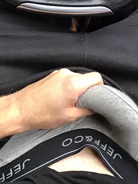 Snapshot of BigCurtis_D chatting on 5, 11, 2025 BigCurtis D online show from 5, 11, 2025