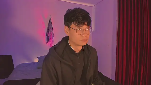 estmonnn online show from 15, 12, 2025