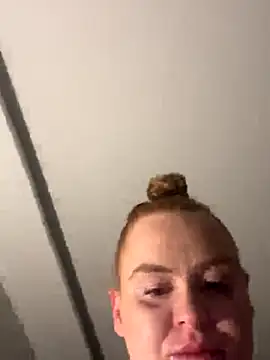 Donnatellalaamore online show from 29, 10, 2025