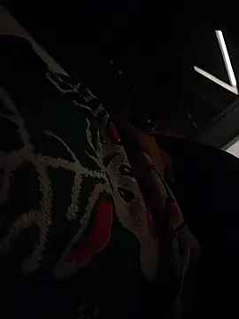 Roomhot404f online show from 6, 1, 2026