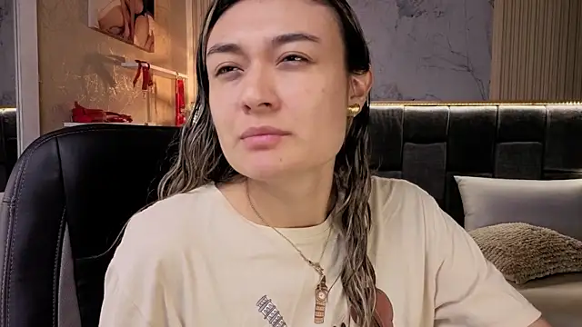 Im-Lola online show from 29, 11, 2025