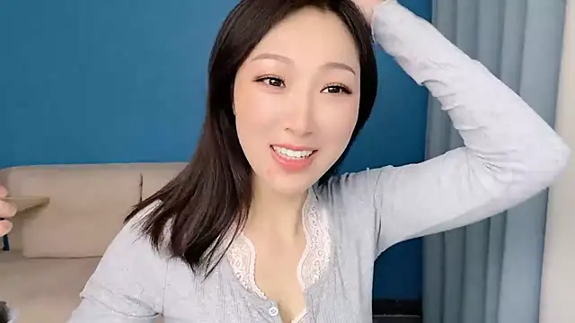 ella55-- online show from 2, 4, 2026