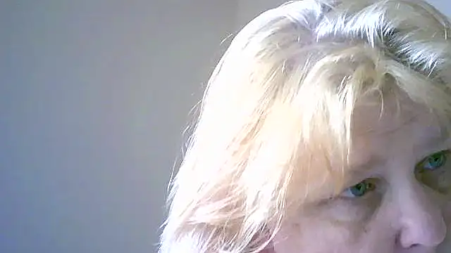 Sylviastar46 online show from 20, 11, 2025