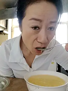 Snapshot of aniani11 chatting on 14, 11, 2025 aniani11 online show from 14, 11, 2025