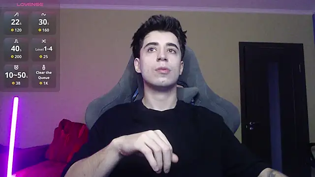 Snapshot of Yofukashii chatting on 19, 11, 2025 Yofukashii online show from 19, 11, 2025