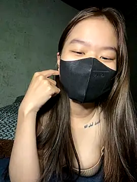 Snapshot of BUNNY050465 chatting on 30, 11, 2025 BUNNY050465 online show from 30, 11, 2025