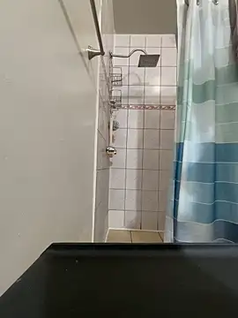 ezrah23 online show from 5, 2, 2026