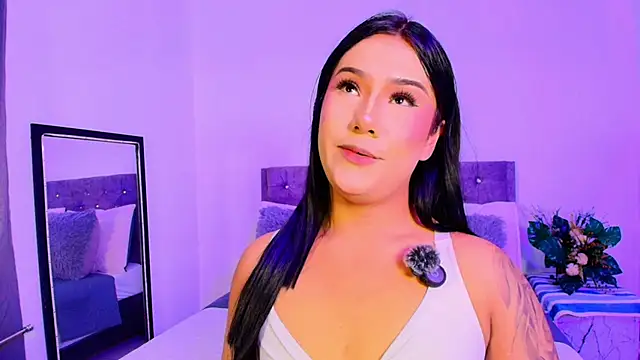 Snapshot of Vale_prado chatting on 11, 11, 2025 Vale prado online show from 11, 11, 2025