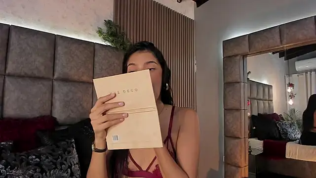 Snapshot of BrigitteVons chatting on 20, 12, 2025 BrigitteVons online show from 20, 12, 2025