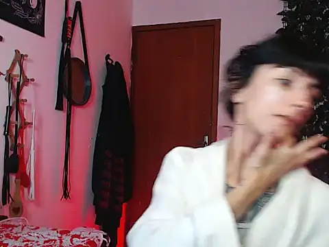 Snapshot of CarrieBurton chatting on 1, 11, 2025 CarrieBurton online show from 1, 11, 2025