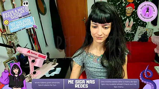 Snapshot of CarrieBurton chatting on 26, 11, 2025 CarrieBurton online show from 26, 11, 2025