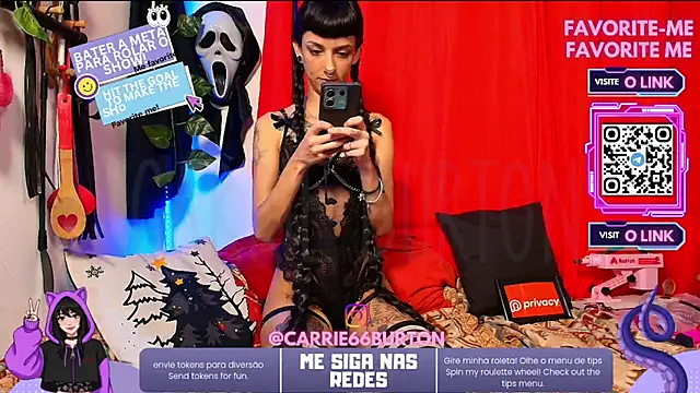 Snapshot of CarrieBurton chatting on 15, 12, 2025 CarrieBurton online show from 15, 12, 2025