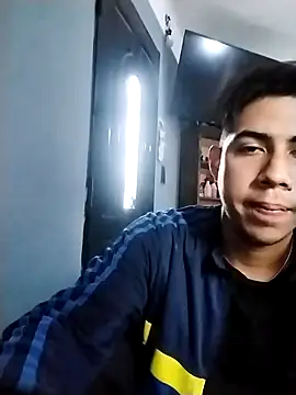 Snapshot of Fede26Zonasur chatting on 7, 11, 2025 Fede26Zonasur online show from 7, 11, 2025