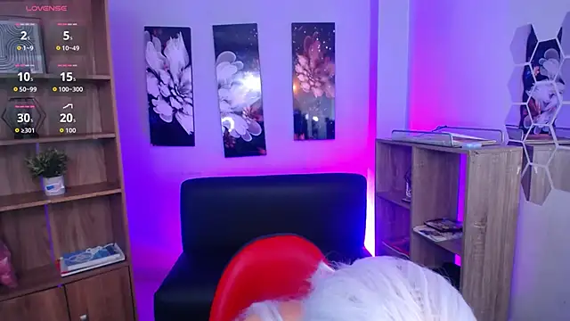 Snapshot of roseefancy19 chatting on 4, 11, 2025 roseefancy19 online show from 4, 11, 2025