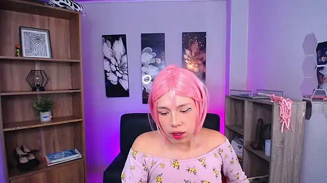 Snapshot of roseefancy19 chatting on 3, 12, 2025 roseefancy19 online show from 3, 12, 2025