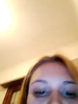 Snapshot of larubia_arg chatting on 8, 11, 2025 larubia arg online show from 8, 11, 2025