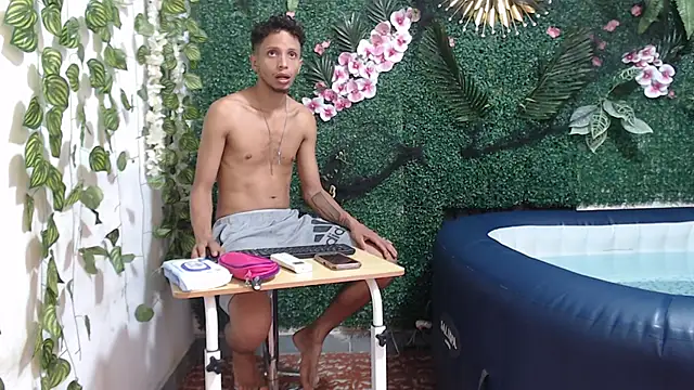 Snapshot of DamianandEva chatting on 15, 11, 2025 DamianandEva online show from 15, 11, 2025