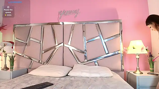 Snapshot of kittyblooms chatting on 6, 1, 2026 kittyblooms online show from 6, 1, 2026