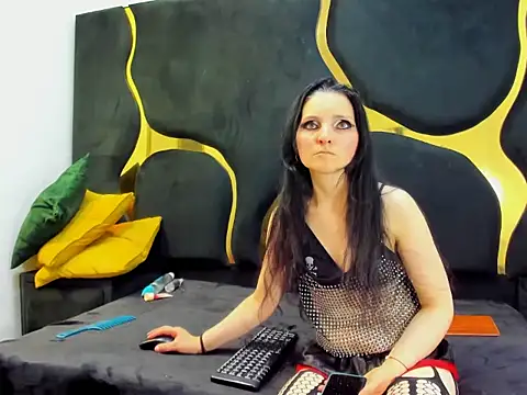 Morticia Black online show from 16, 12, 2025