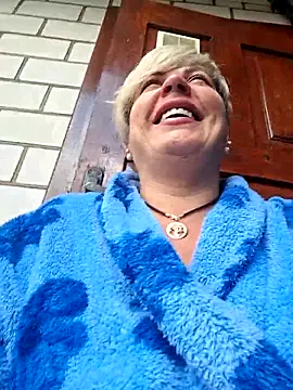 Snapshot of MilkySky chatting on 21, 4, 2026 MilkySky online show from 21, 4, 2026
