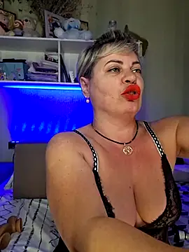 Snapshot of MilkySky chatting on 29, 4, 2026 MilkySky online show from 29, 4, 2026